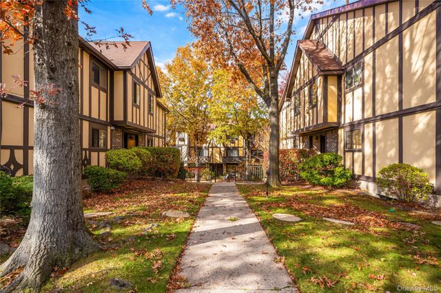 155A Devon Loop, Staten Island, NY 10314