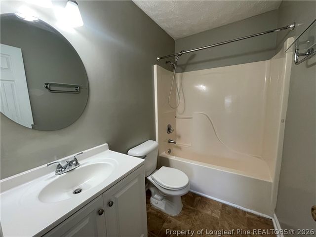 2840 Chillingworth Drive, Fayetteville, NC 28306