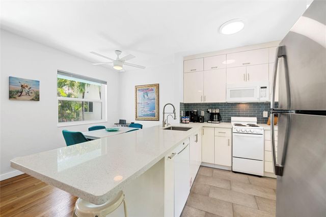 3015 Seville Street 6, Fort Lauderdale, FL 33304