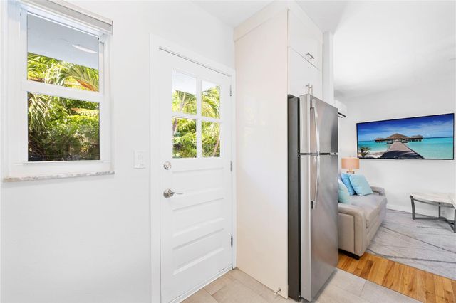 3015 Seville Street 6, Fort Lauderdale, FL 33304