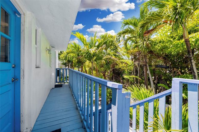 3015 Seville Street 6, Fort Lauderdale, FL 33304