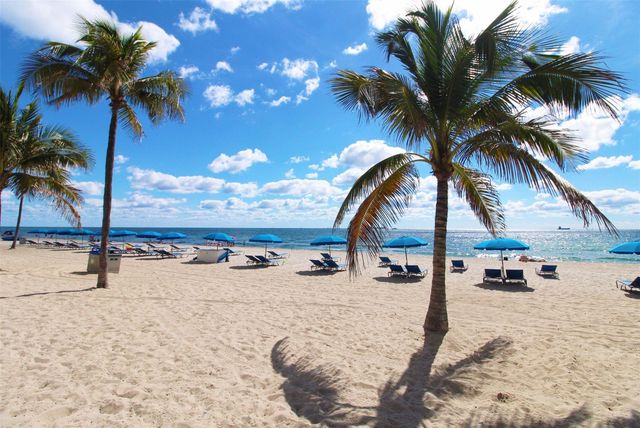 3015 Seville Street 6, Fort Lauderdale, FL 33304