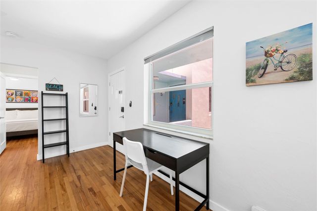 3015 Seville Street 6, Fort Lauderdale, FL 33304