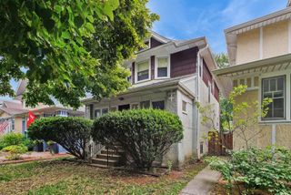 5325 W Berteau Avenue, Chicago, IL 60641
