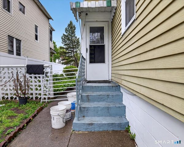 184 Peck Street, New Haven, CT 06513