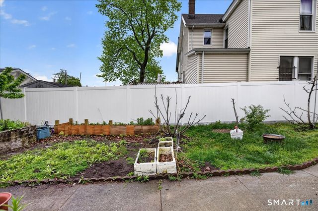 184 Peck Street, New Haven, CT 06513
