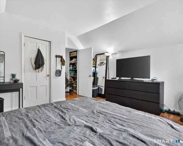 184 Peck Street, New Haven, CT 06513
