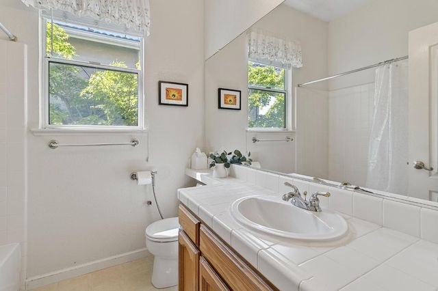 1364 Copping Ct, Folsom, CA 95630