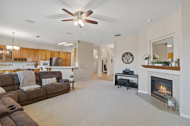 1364 Copping Ct, Folsom, CA 95630