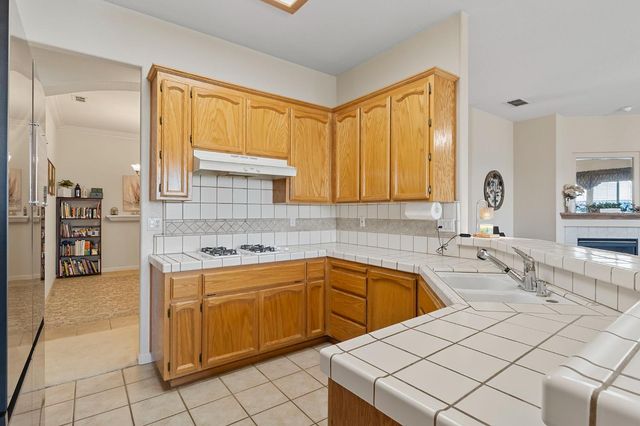 1364 Copping Ct, Folsom, CA 95630