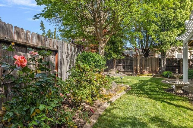 1364 Copping Ct, Folsom, CA 95630