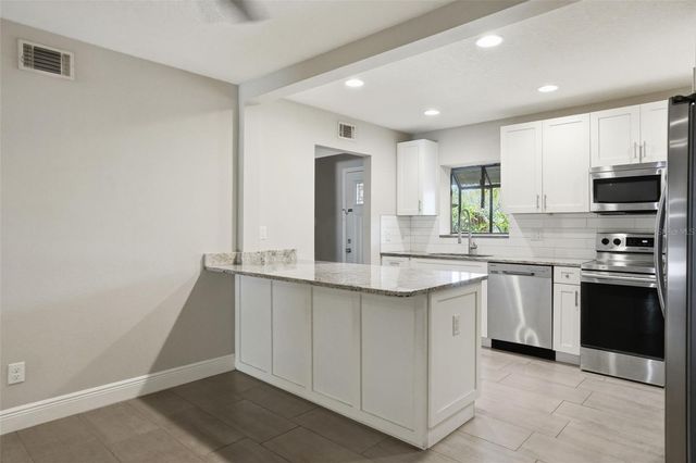 727 N HIMES AVENUE, Tampa, FL 33609