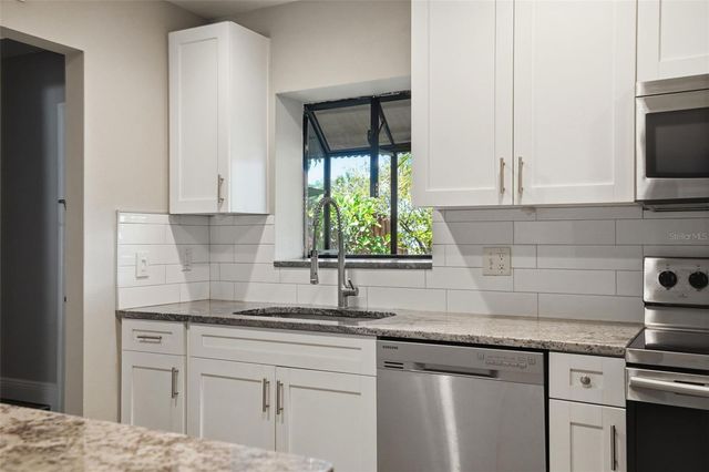 727 N HIMES AVENUE, Tampa, FL 33609