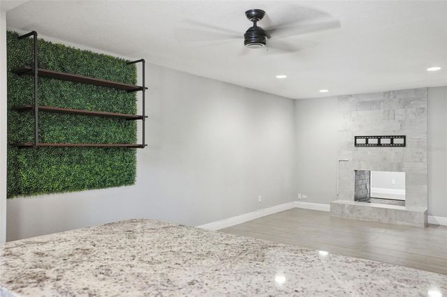 727 N HIMES AVENUE, Tampa, FL 33609