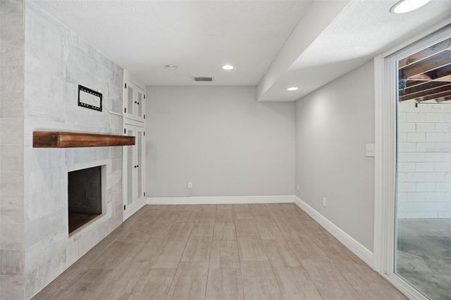 727 N HIMES AVENUE, Tampa, FL 33609