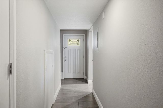 727 N HIMES AVENUE, Tampa, FL 33609