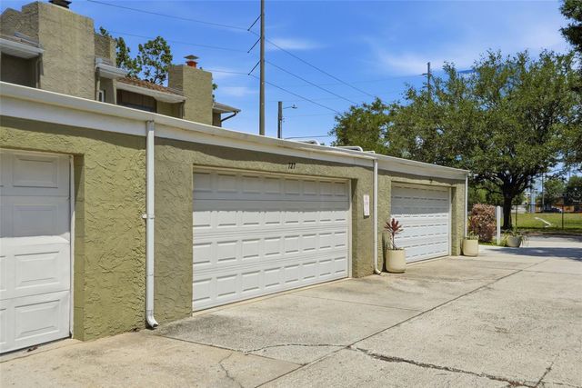 727 N HIMES AVENUE, Tampa, FL 33609
