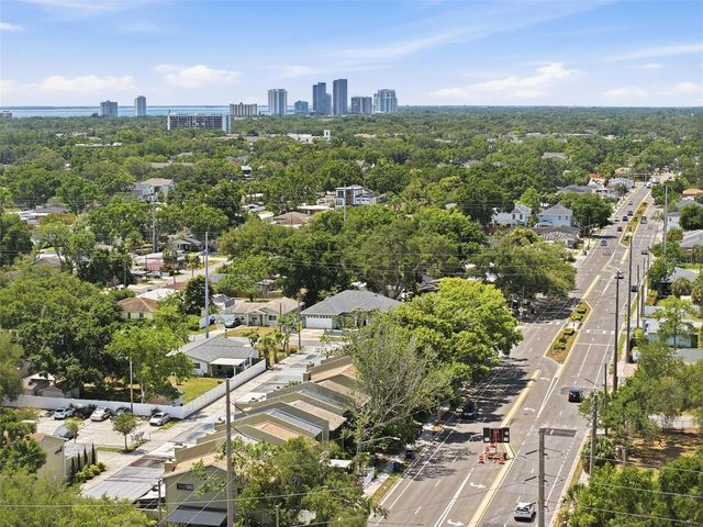 727 N HIMES AVENUE, Tampa, FL 33609
