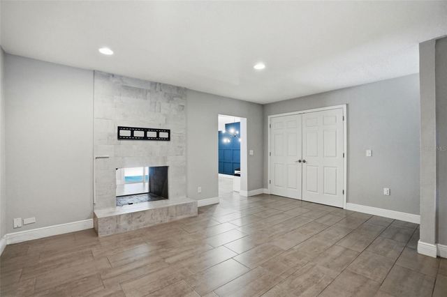 727 N HIMES AVENUE, Tampa, FL 33609