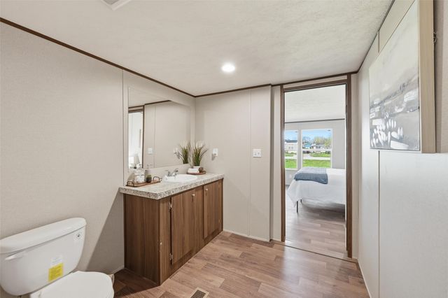 2504 Willow Oak Lane, Burleson, TX 76028