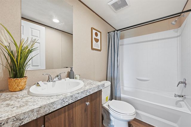 2504 Willow Oak Lane, Burleson, TX 76028