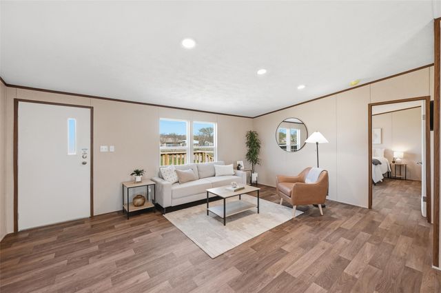 2504 Willow Oak Lane, Burleson, TX 76028