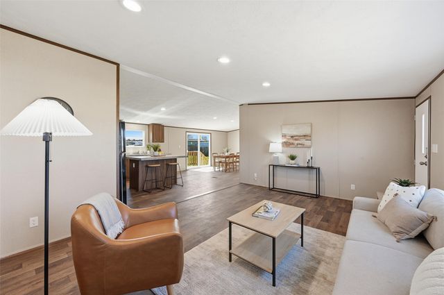 2504 Willow Oak Lane, Burleson, TX 76028