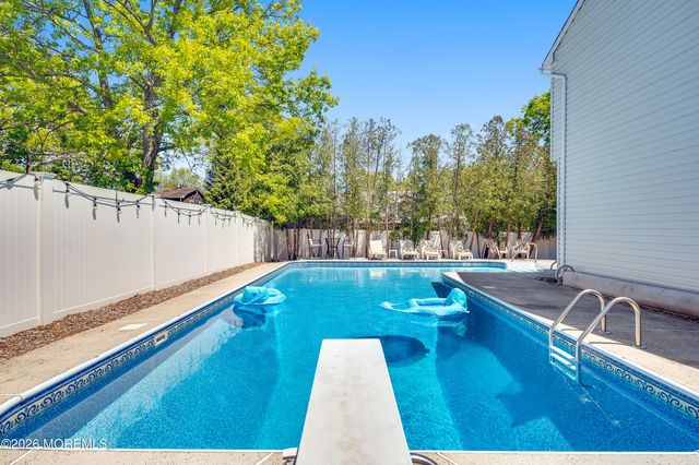 136 Canis Drive, Brick, NJ 08724