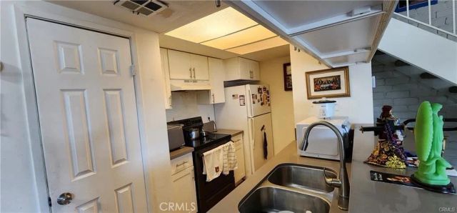 3436 Rainbow Lane, Highland, CA 92346