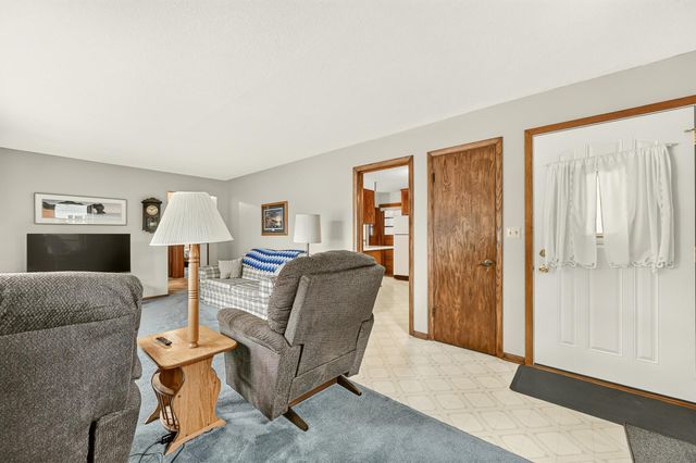 1114 13th Avenue NW, Rochester, MN 55901