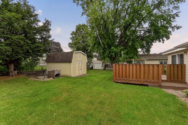 1114 13th Avenue NW, Rochester, MN 55901