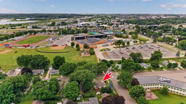1114 13th Avenue NW, Rochester, MN 55901