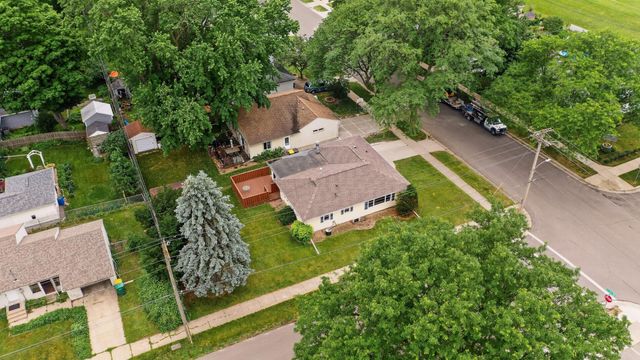 1114 13th Avenue NW, Rochester, MN 55901