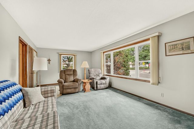 1114 13th Avenue NW, Rochester, MN 55901