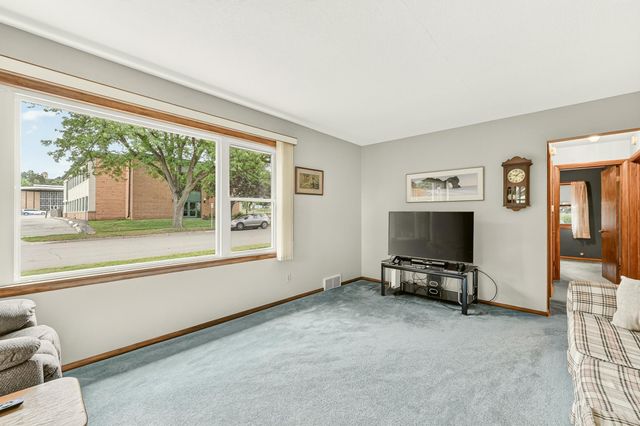 1114 13th Avenue NW, Rochester, MN 55901