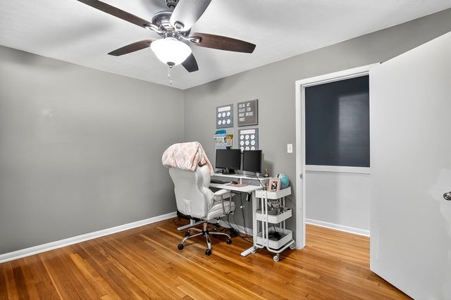 1855 South Newton Avenue, Springfield, MO 65807