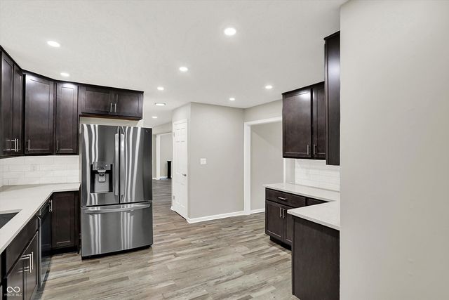 839 Fernwood Court, Indianapolis, IN 46234