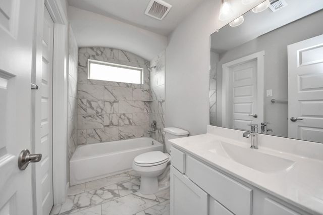 1500 Sunrise Gables Drive, Katy, TX 77493