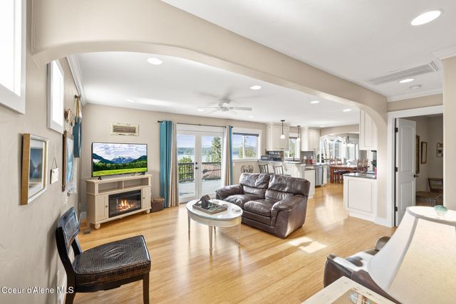 2272 E Upper Hayden Lake RD, Hayden, ID 83835