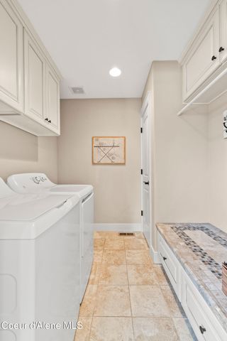 2272 E Upper Hayden Lake RD, Hayden, ID 83835
