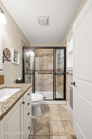 2272 E Upper Hayden Lake RD, Hayden, ID 83835