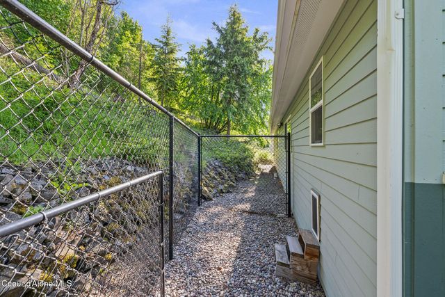2272 E Upper Hayden Lake RD, Hayden, ID 83835