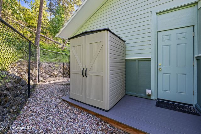 2272 E Upper Hayden Lake RD, Hayden, ID 83835