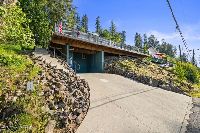 2272 E Upper Hayden Lake RD, Hayden, ID 83835