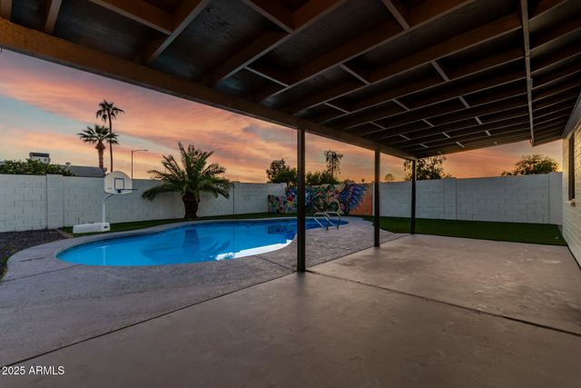 3401 E ALTADENA Avenue, Phoenix, AZ 85028