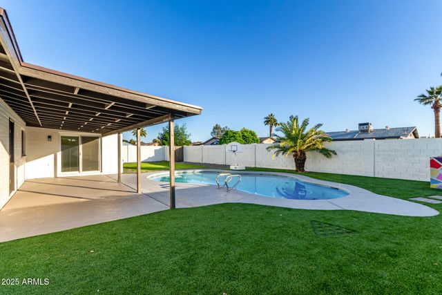 3401 E ALTADENA Avenue, Phoenix, AZ 85028