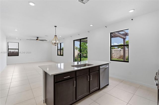 1325 NE 2nd Court, Homestead, FL 33033