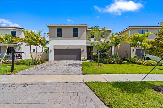 1325 NE 2nd Court, Homestead, FL 33033