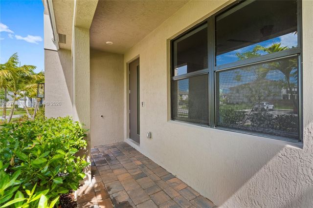 1325 NE 2nd Court, Homestead, FL 33033