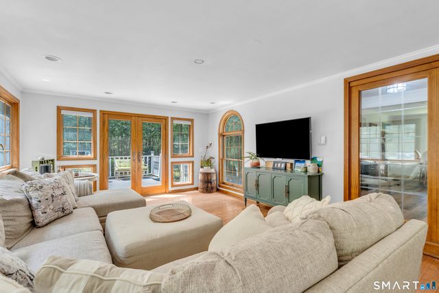 91 Whippoorwill Road, Old Lyme, CT 06371